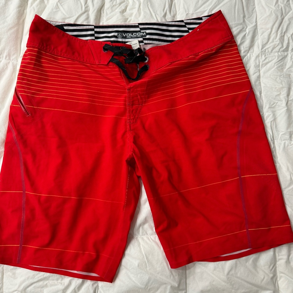 Volcom, Size 32, Red - image 1